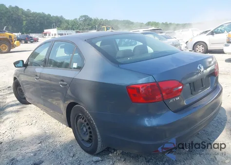 2011 Volkswagen Jetta 2.0L S z USA, uszkodzony, nr VIN 3VW2K7AJ5BM076720